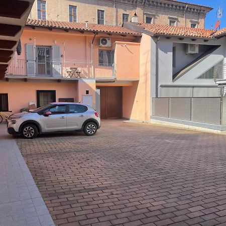 Апартаменты Ca D La Trifola Free Parking Альба Экстерьер фото